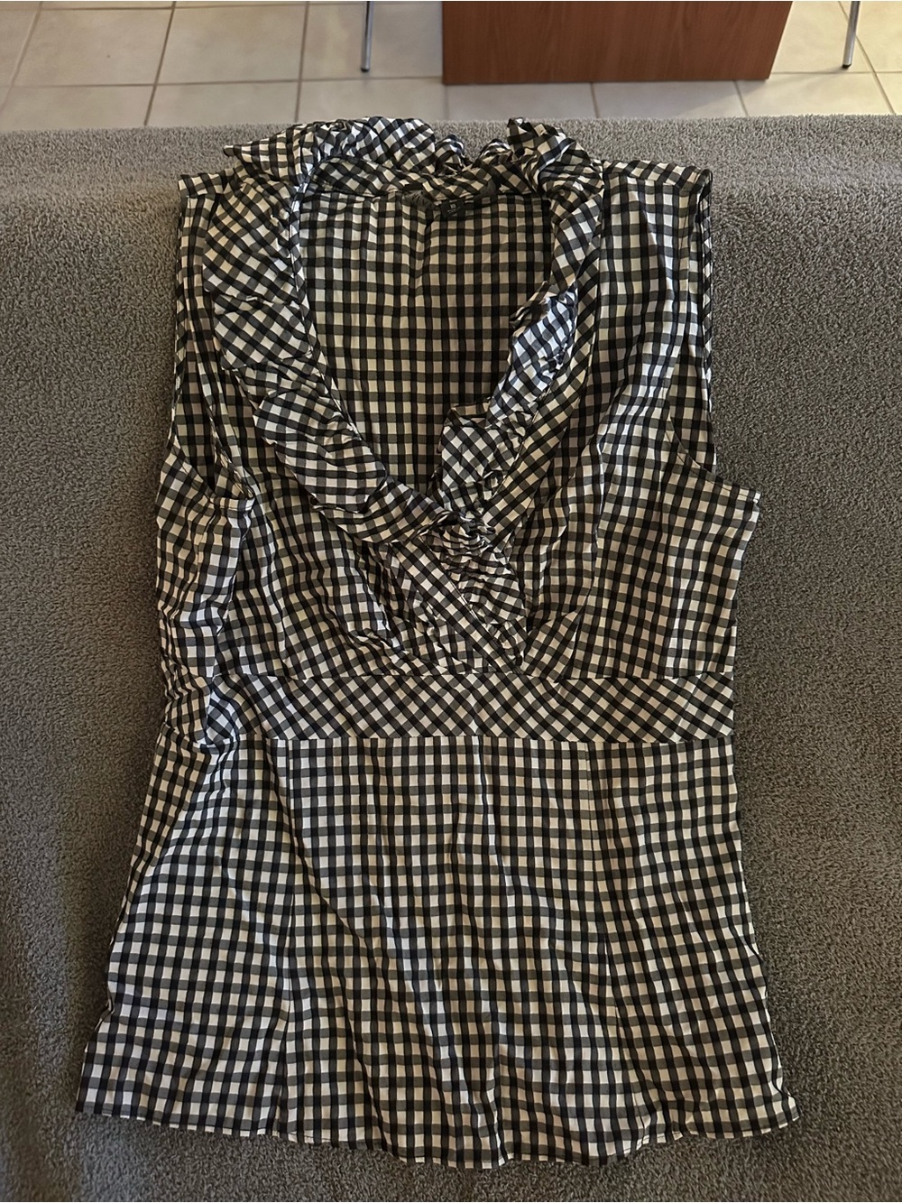 Lafayette 148 New York Gingham Ruffle Sleeveless Blouse Top - Size 10